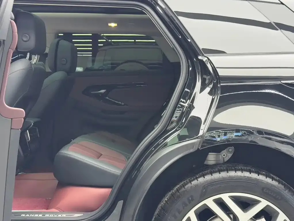Land Rover Evoque — фото 6