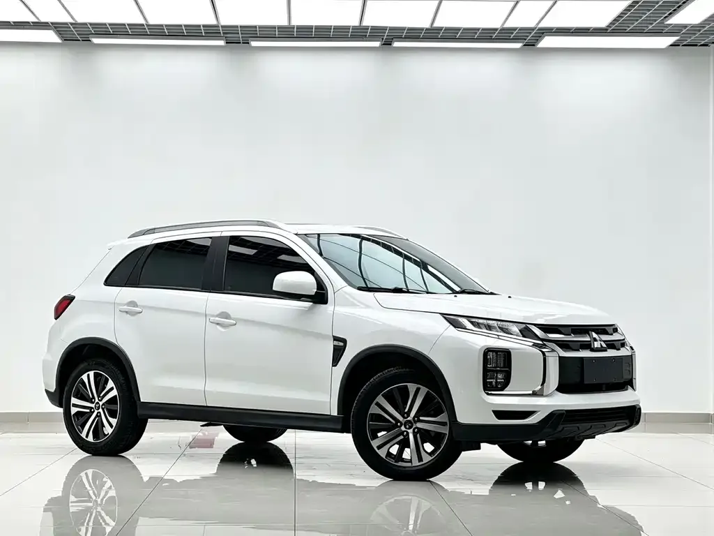 Mitsubishi ASX — фото 10