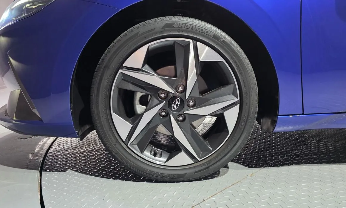 Hyundai AVANTE — фото 7