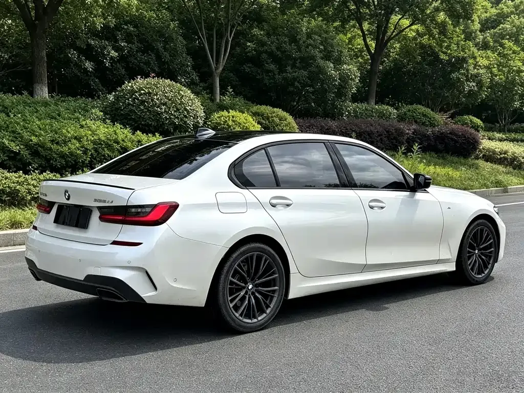 BMW 3 Series — фото 9