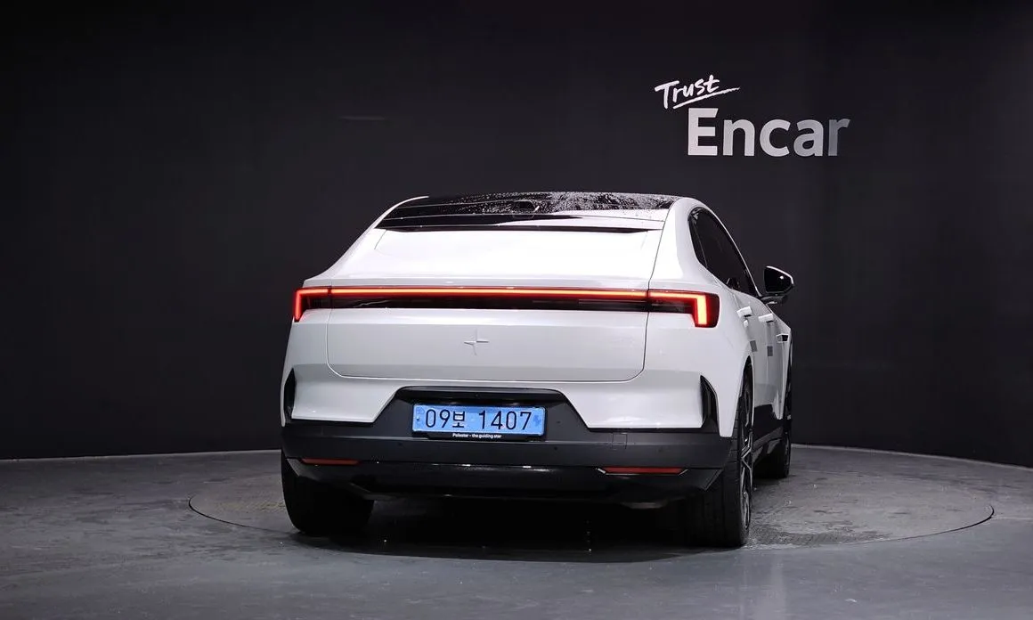 Polestar Polestar 4 — фото 2