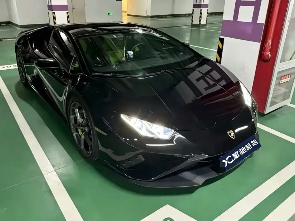 Lamborghini Huracan — фото 1