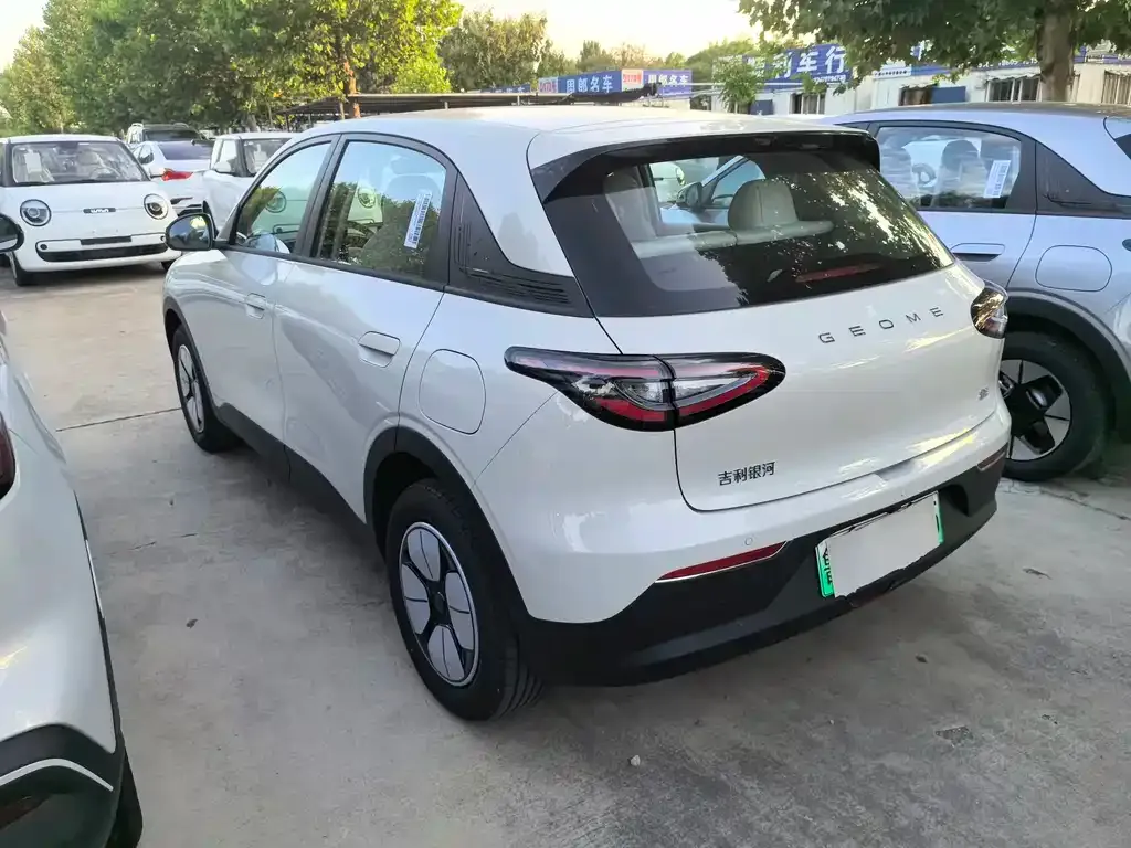 Geely Starburst — фото 4