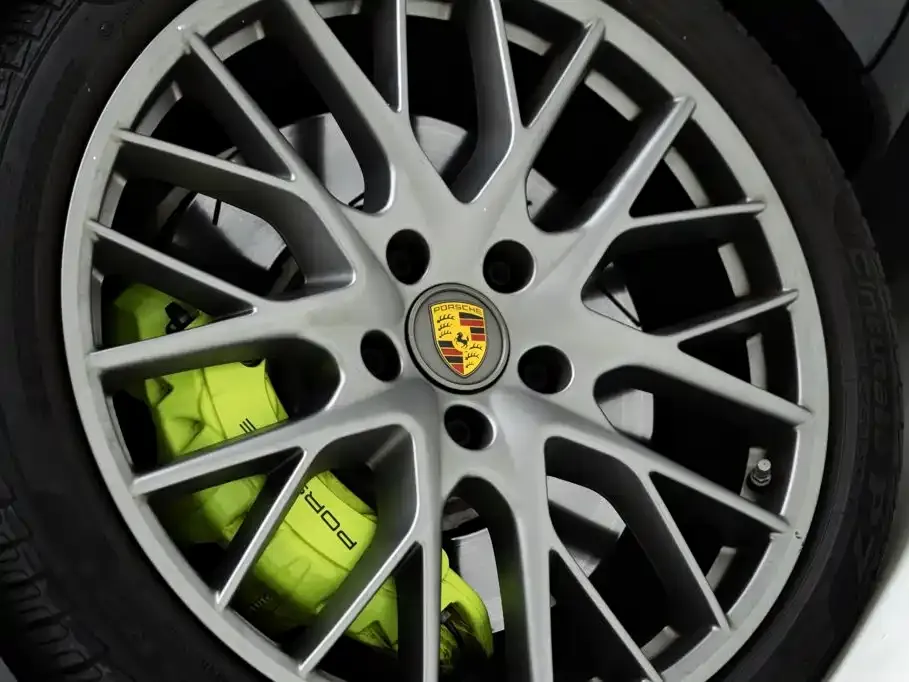 Porsche Panamera Hybrid — фото 10