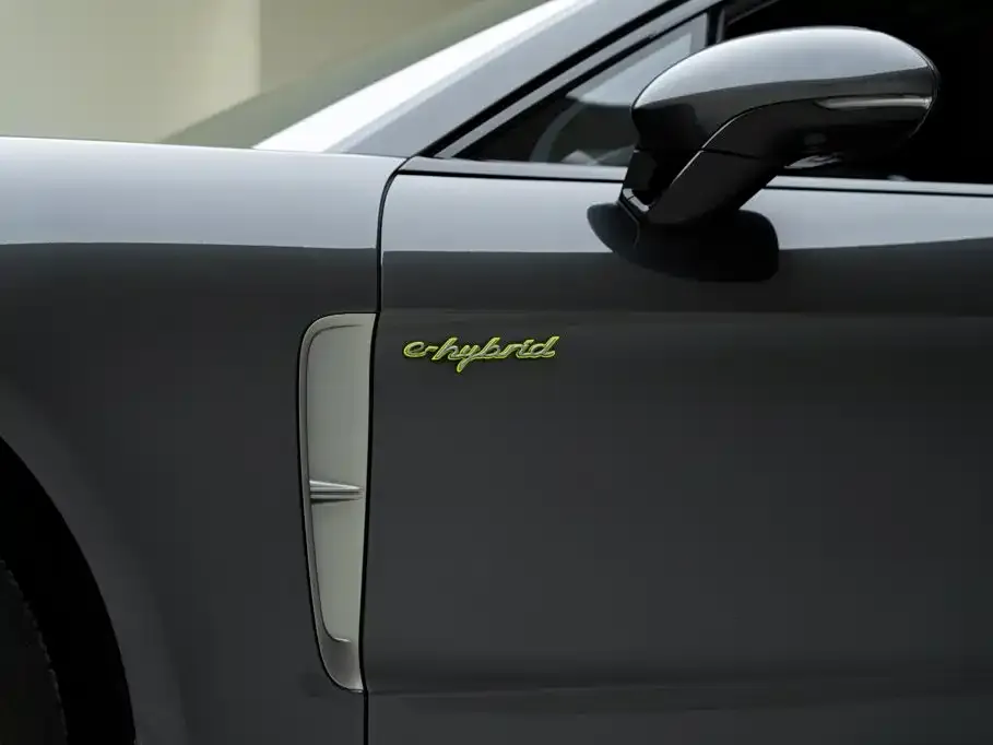Porsche Panamera Hybrid — фото 6