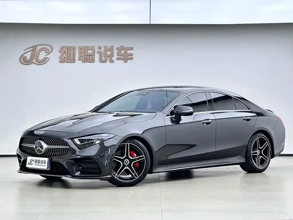 Mercedes-Benz CLS — фото 1