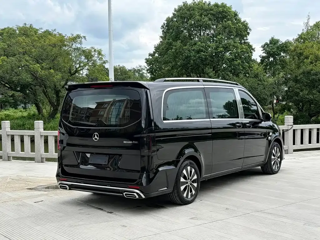 Mercedes-Benz Vito — фото 10