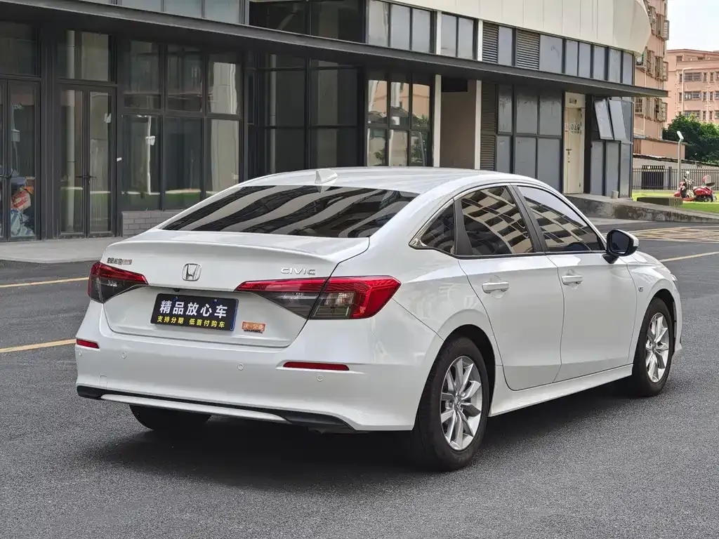 Honda Civic — фото 2