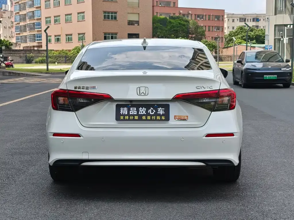 Honda Civic — фото 5