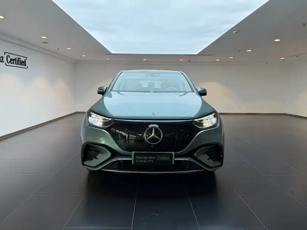 Mercedes-Benz EQE SUV — фото 4