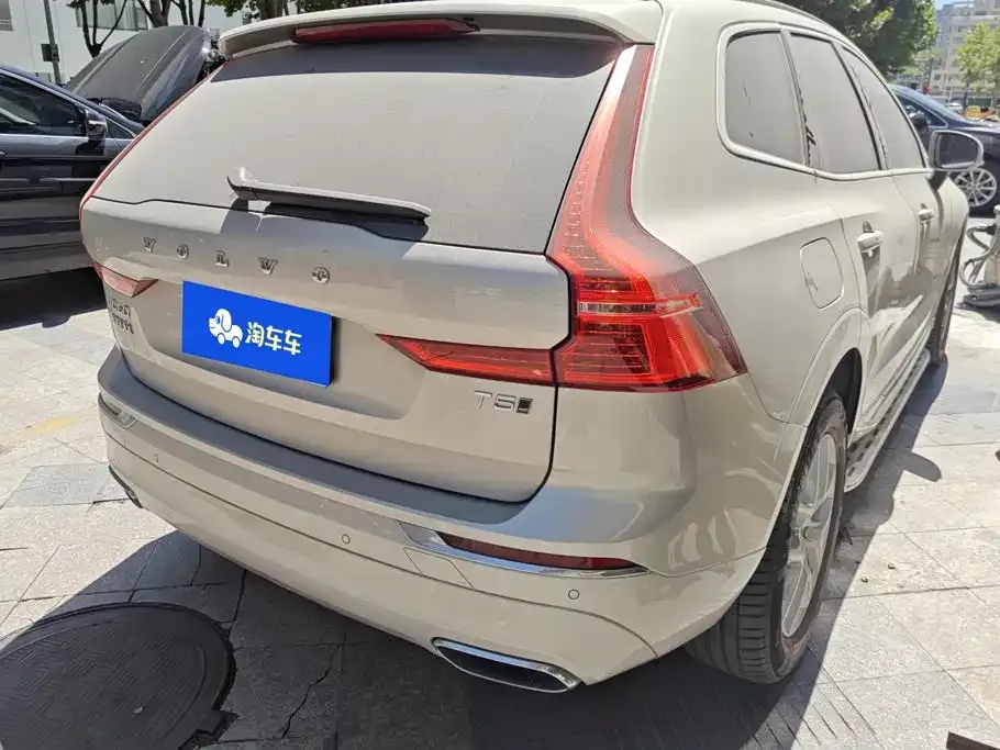 Volvo XC60 — фото 2