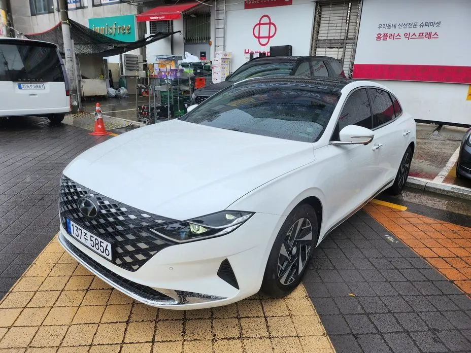 Hyundai Grandeur — фото 1