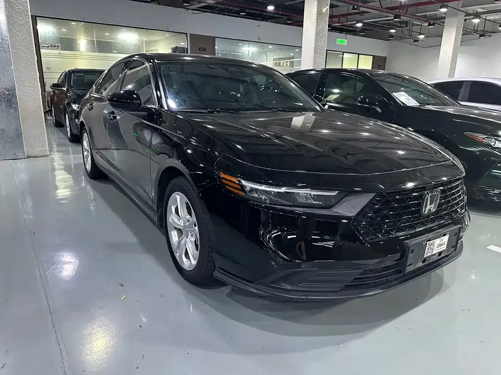 Honda Accord — фото 4