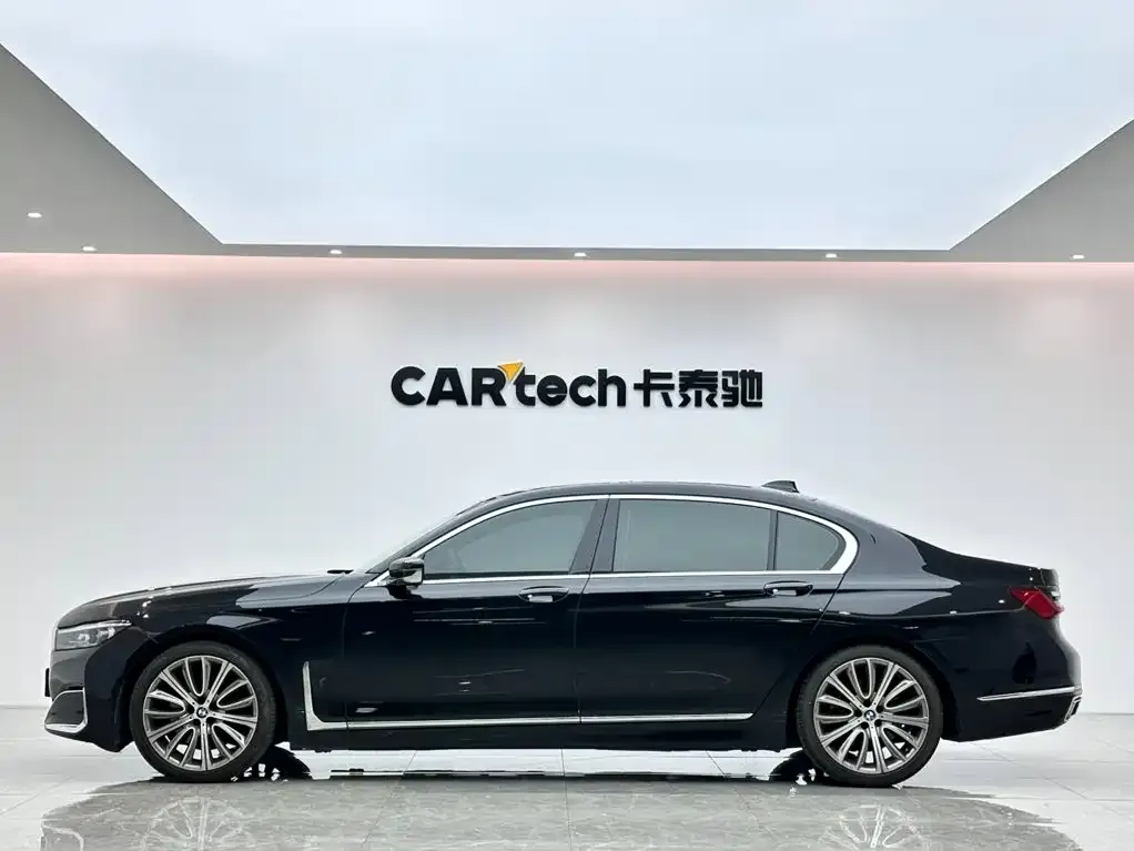 BMW 7 Series — фото 3