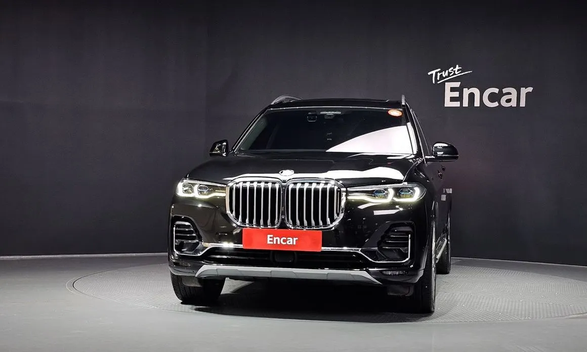BMW X7 — фото 4