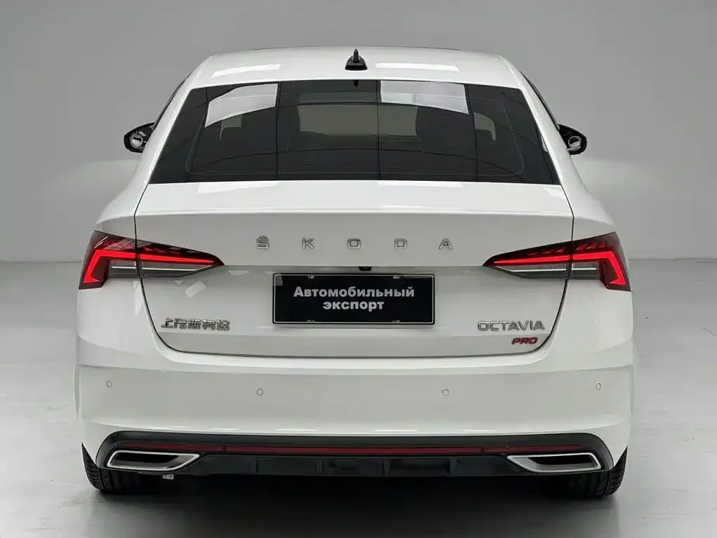 Skoda Octavia — фото 5