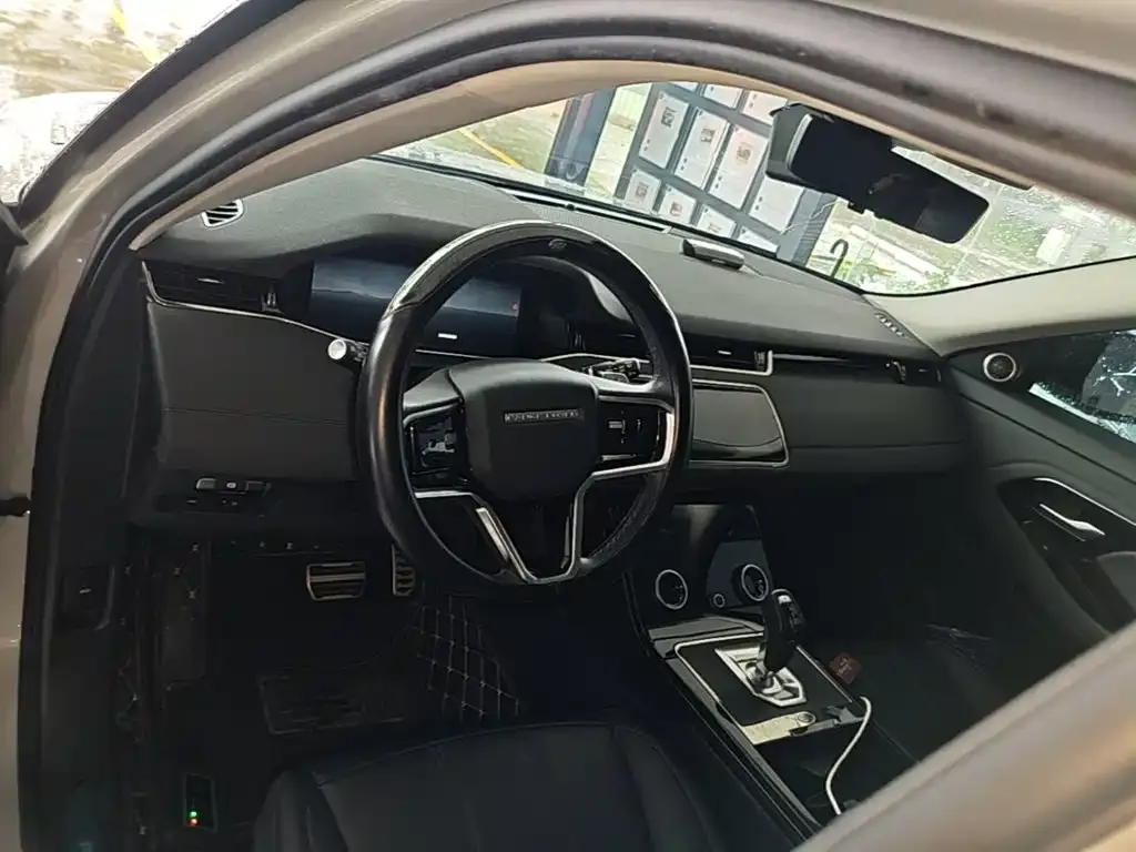 Land Rover Evoque — фото 5