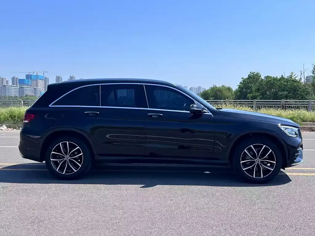 Mercedes-Benz GLC — фото 3