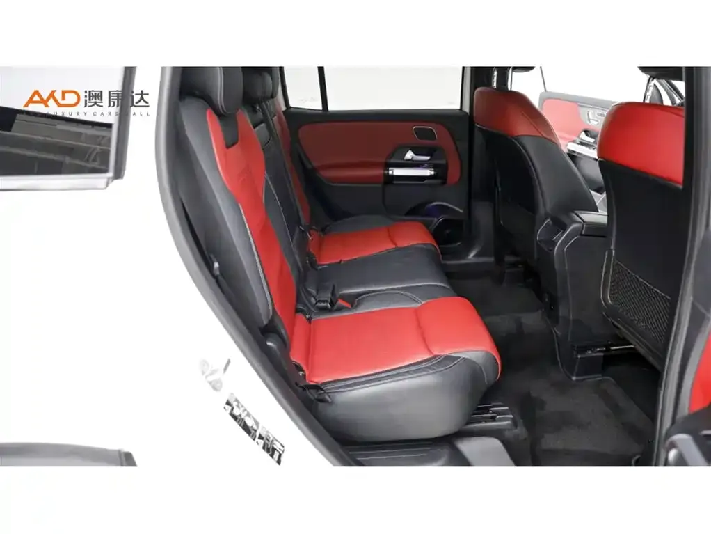 Mercedes-Benz GLB AMG — фото 10