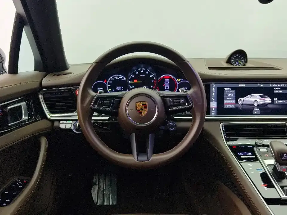 Porsche Panamera Hybrid — фото 3