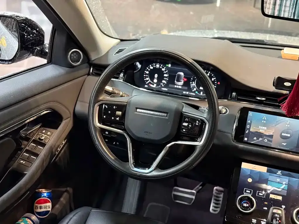 Land Rover Evoque — фото 9