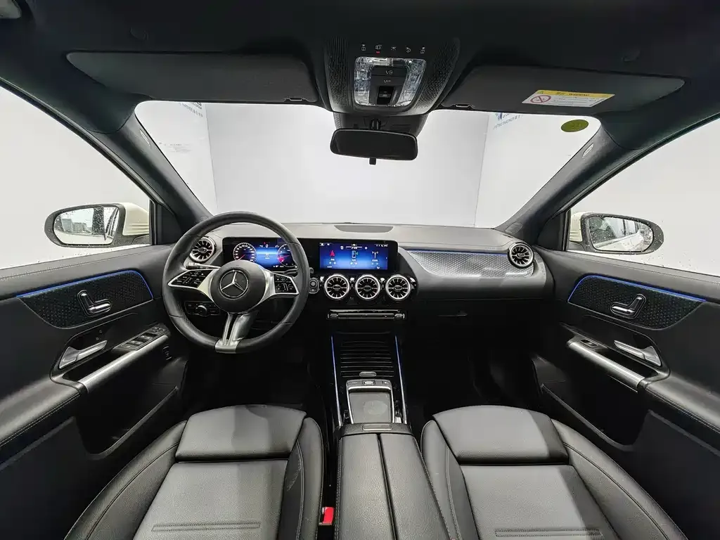 Mercedes-Benz GLA — фото 9