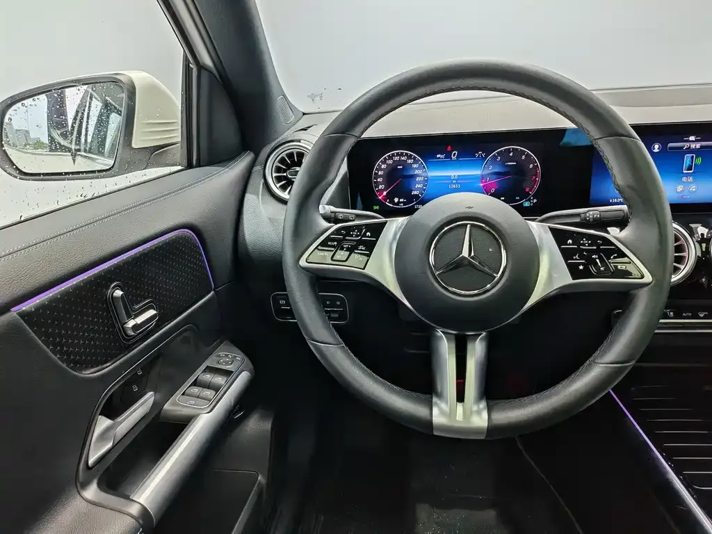 Mercedes-Benz GLA — фото 4
