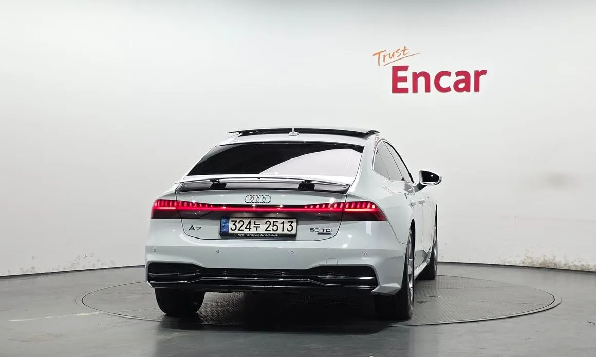 Audi A7 — фото 7