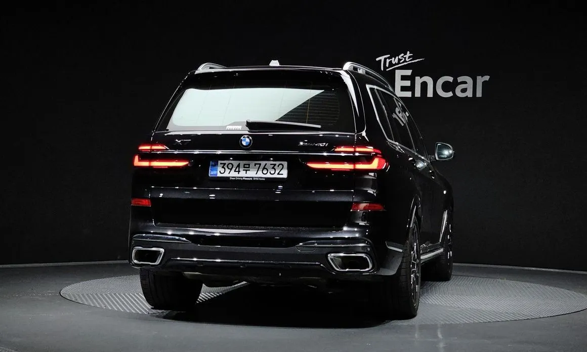 BMW X7 — фото 2