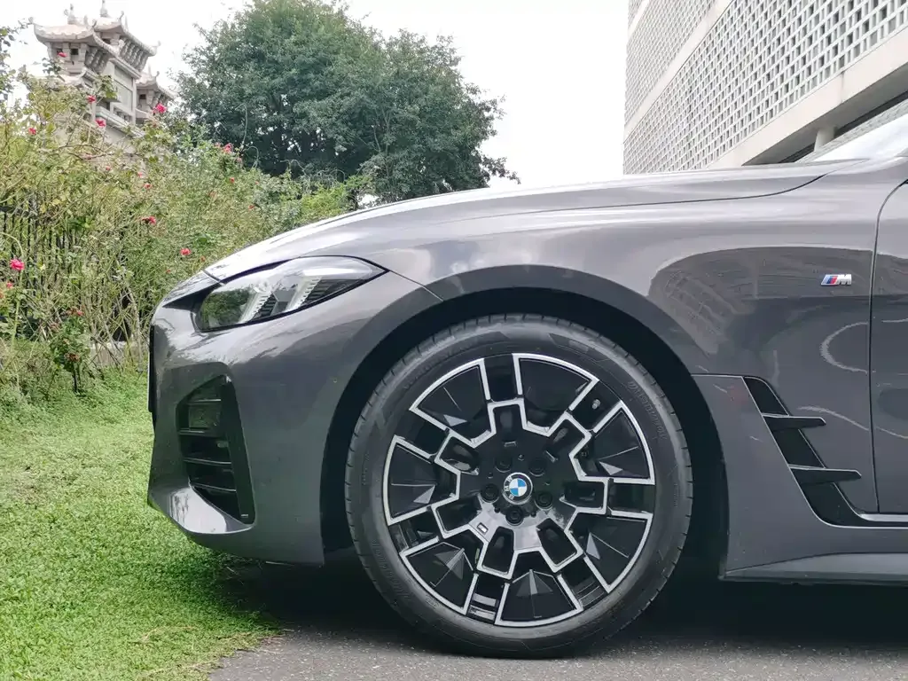 BMW 4 Series — фото 10