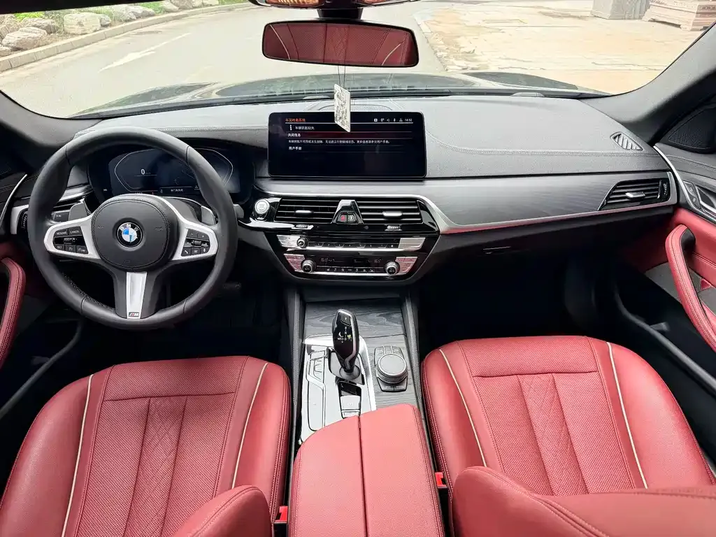 BMW 5 Series — фото 2