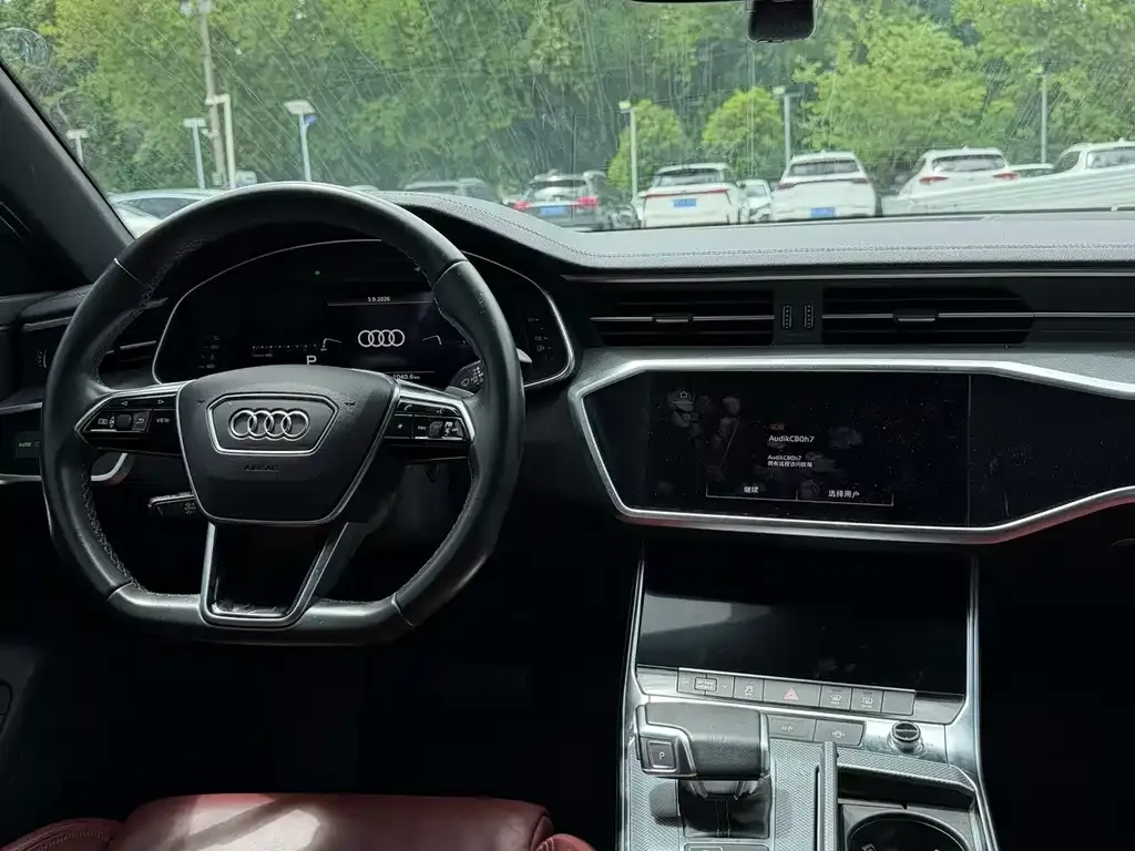 Audi A7L — фото 5