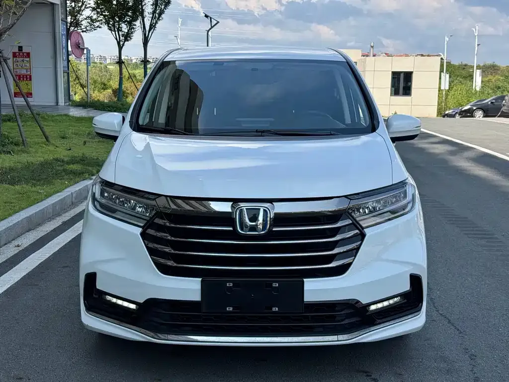 Honda Odyssey — фото 2