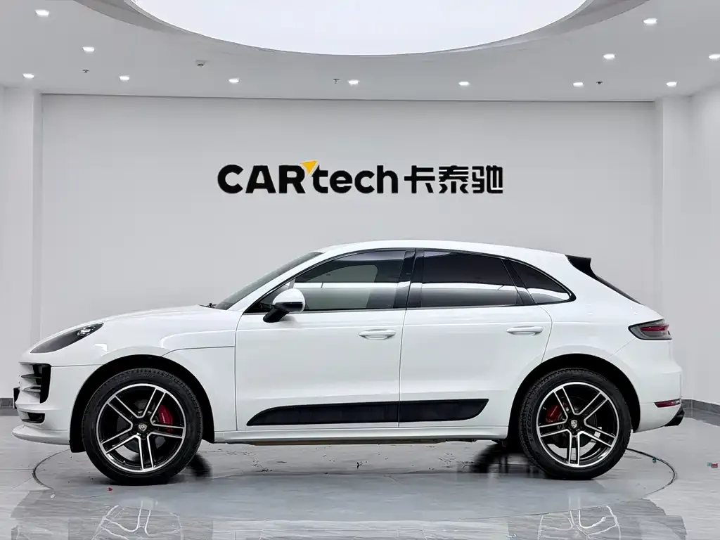 Porsche Macan — фото 10