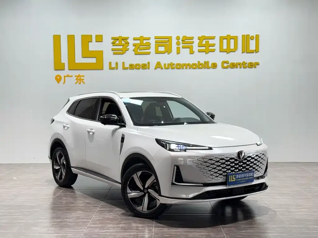 Changan CS55PLUS — фото 7