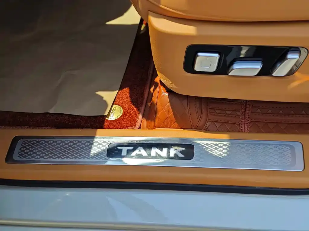 Tank 500 New Energy — фото 4