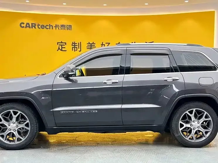 Jeep Grand Cherokee (Import) — фото 2
