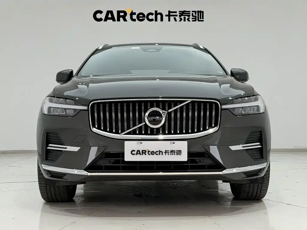 Volvo XC60 — фото 7