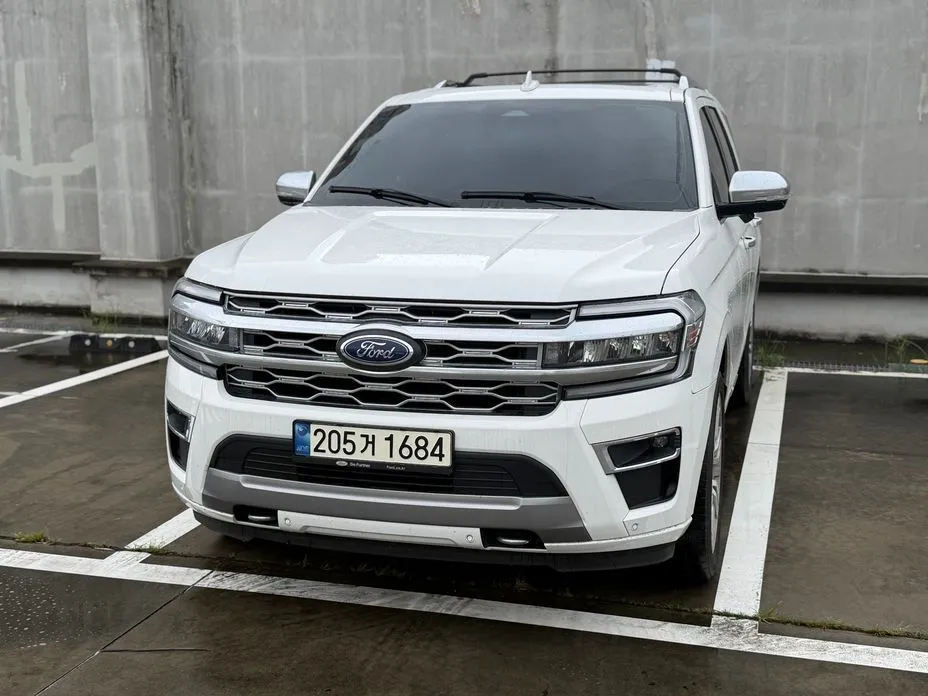 Ford Expedition — фото 2