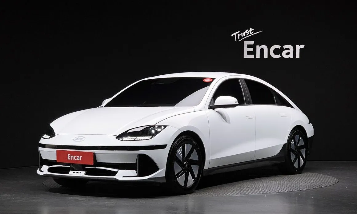 Hyundai Ioniq6 — фото 1