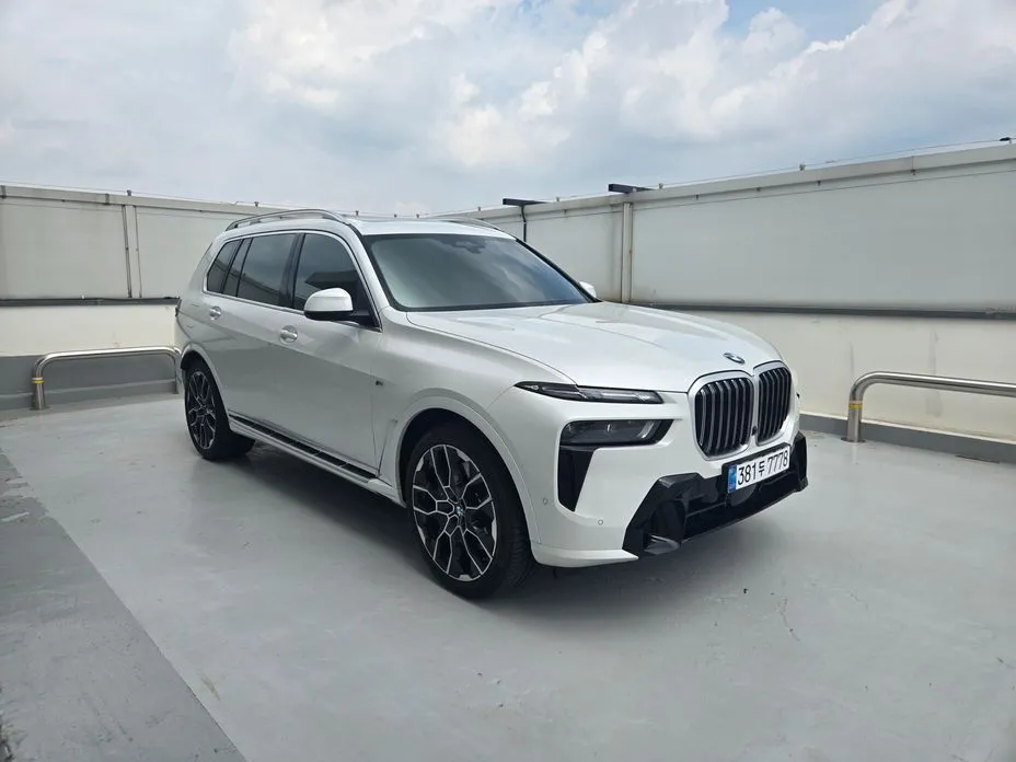 BMW X7 — фото 6