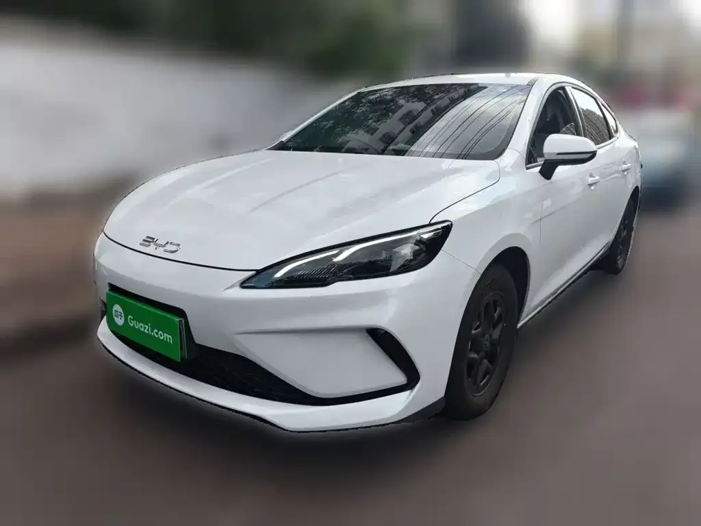 BYD Seal 05 DM-i — фото 1