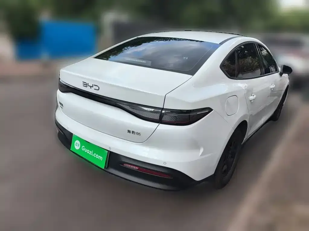 BYD Seal 05 DM-i — фото 2