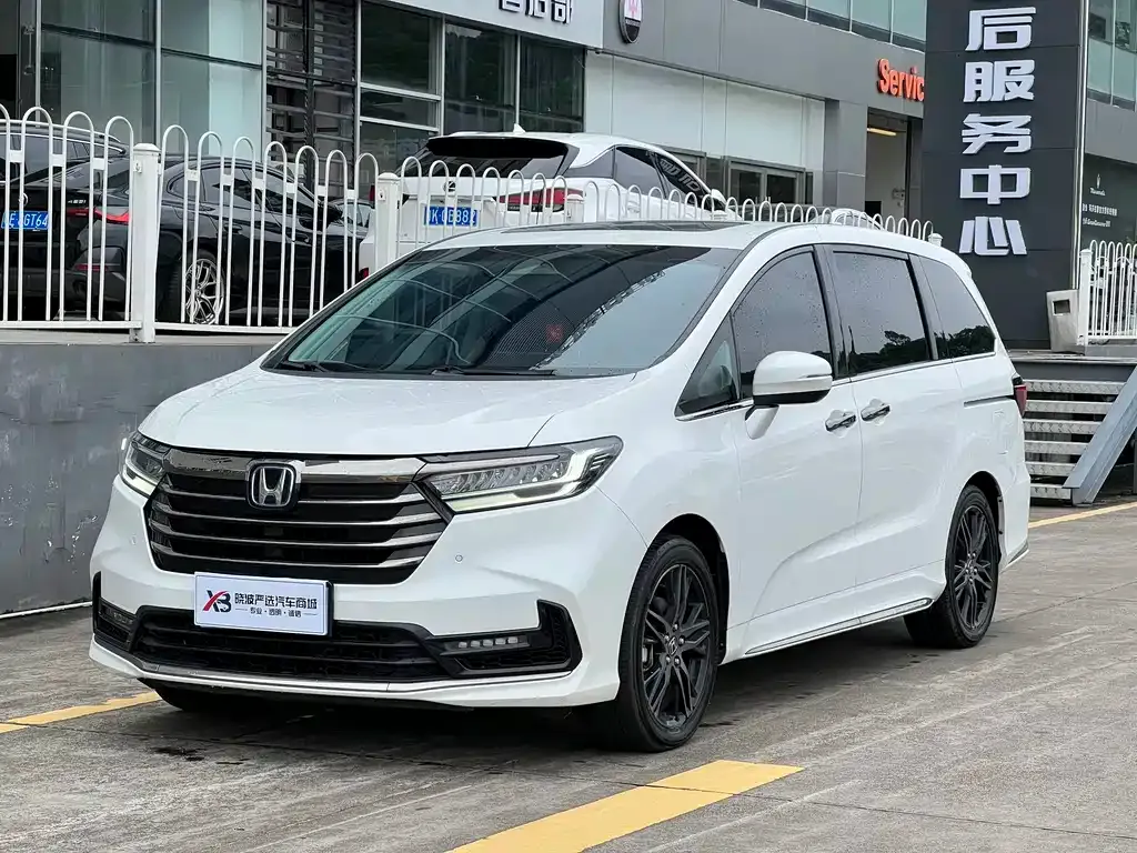 Honda Odyssey — фото 1