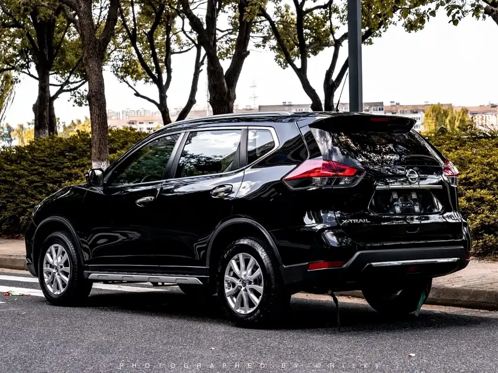 Nissan X-Trail — фото 10