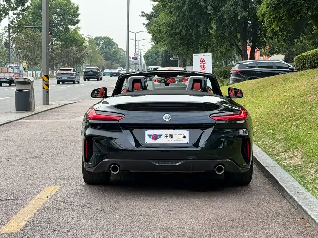 BMW Z4 — фото 9