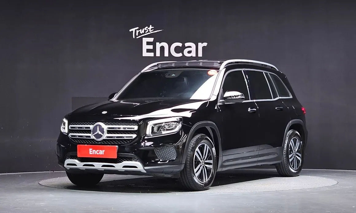 Mercedes-Benz GLB-Class — фото 1