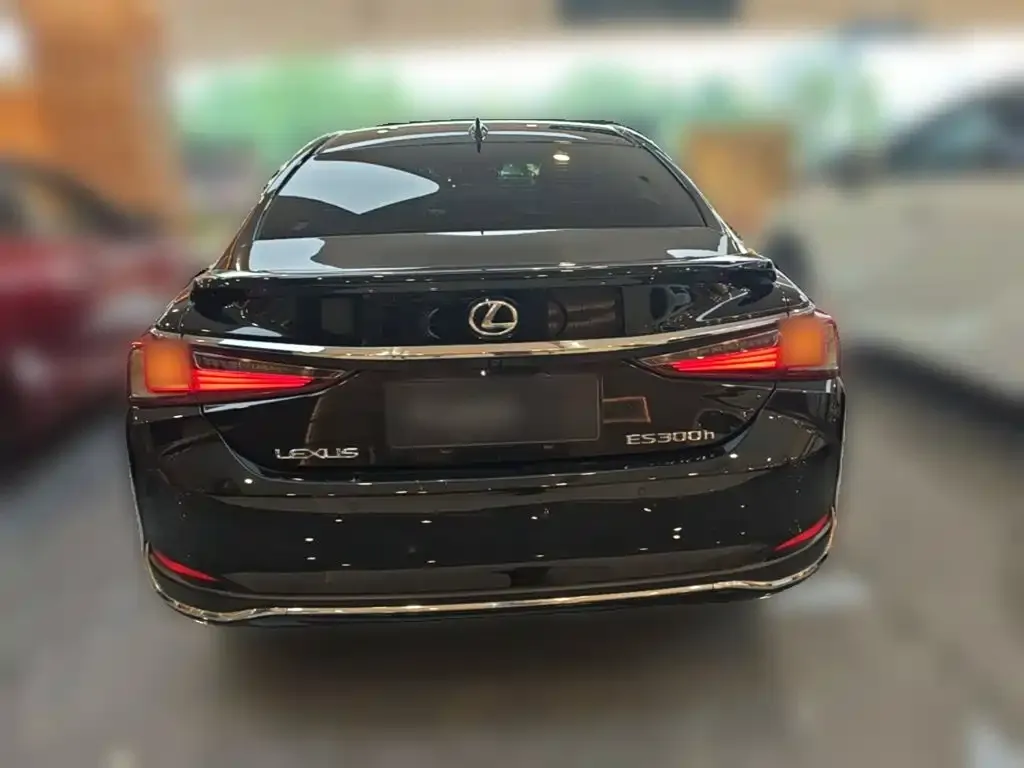 Lexus ES — фото 6