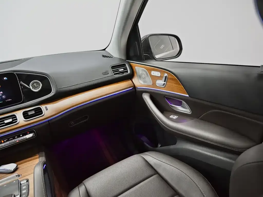 Mercedes-Benz GLE New Energy — фото 10