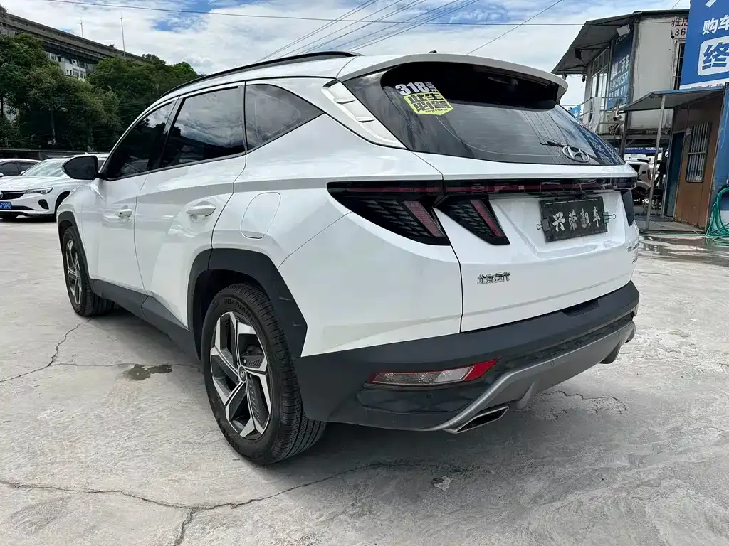 Hyundai Tucson — фото 8